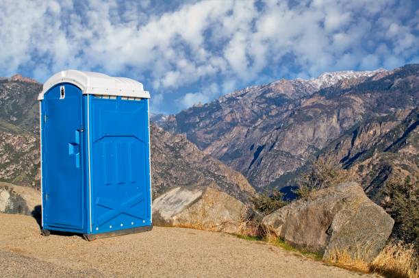 Portable Toilet Options We Offer in Brookdale, CA